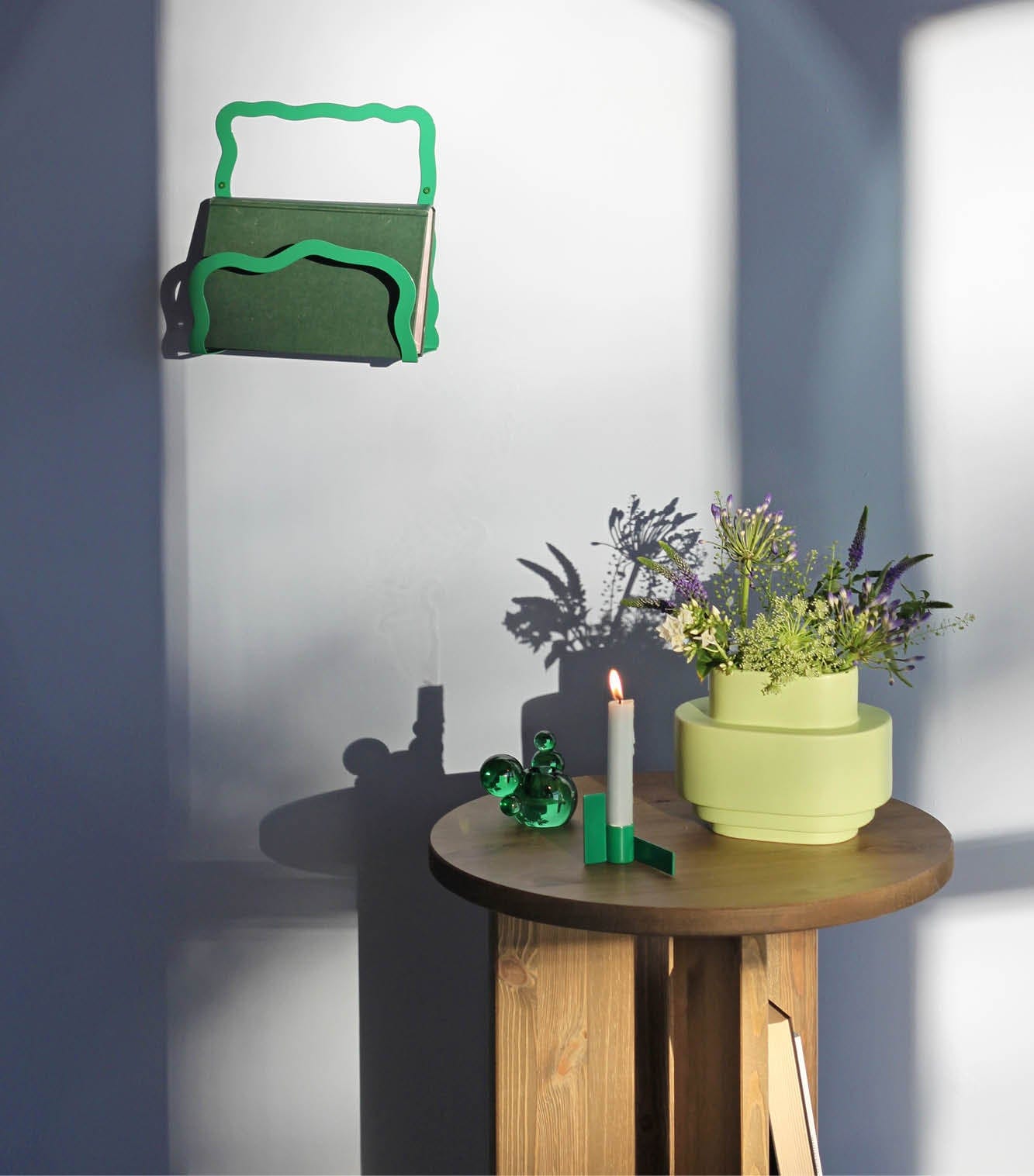 Wave Magazine Holder, multiple colours - 2. QUALITY