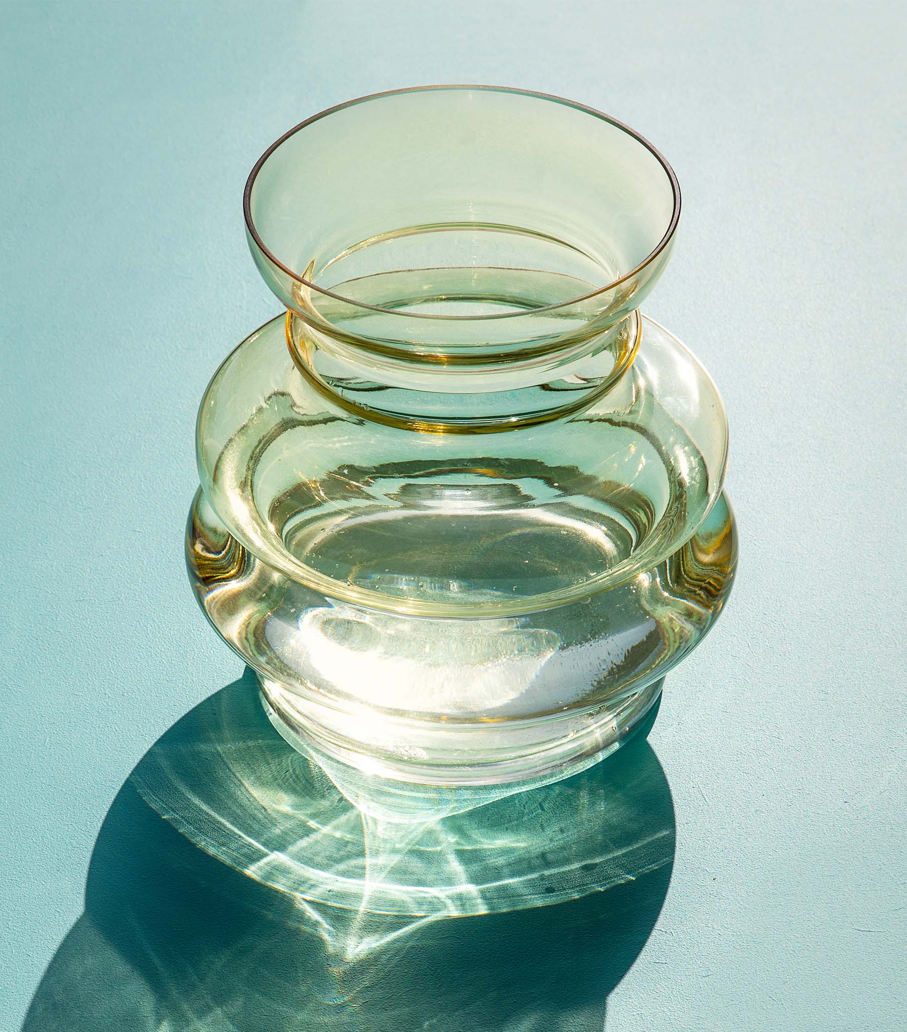 2. sortering - Curve vase, Gul, Mundblæst glas - Stences 1001111
