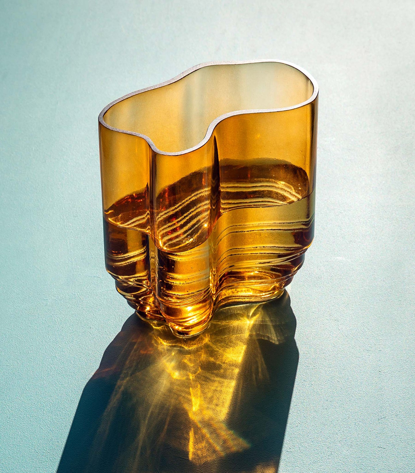 Lake vase, ravfarvet, mundblæst glas - Stences 300206