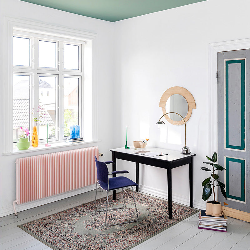 Farverig indretning med interiørprodukter i dansk design - Stences