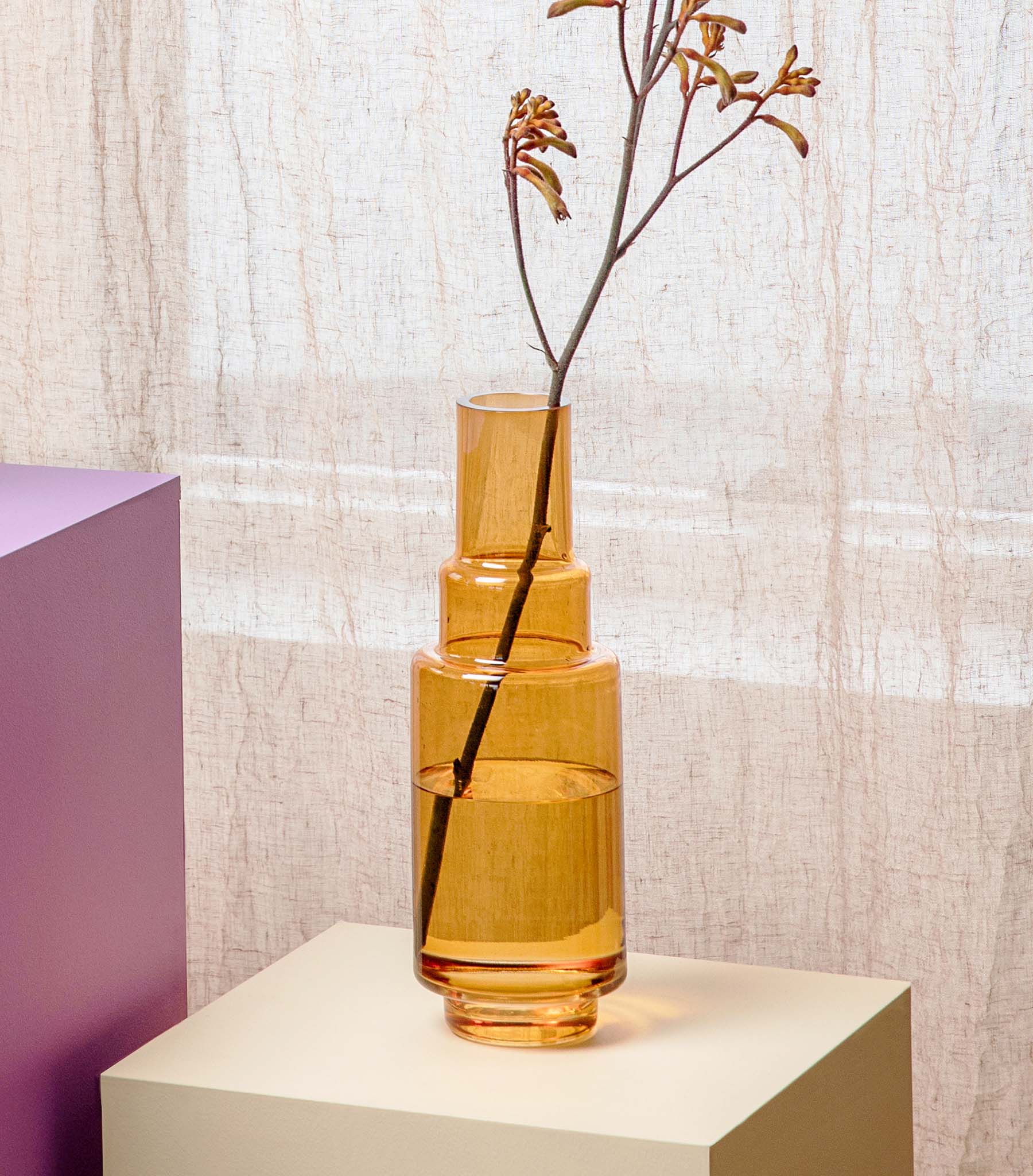 Layer vase 01, Ravfarvet, mundblæst glas - Stences 100101